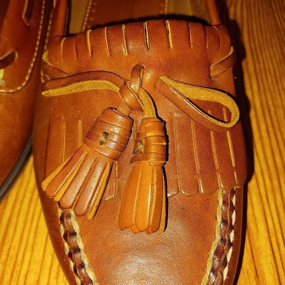 Johnston and Murphey Passport Tassel Loafers - Picture 5 of 12